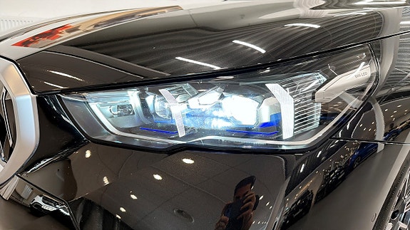 BMW 530e 11 of 13