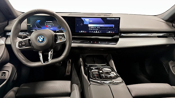 BMW 530e 4 of 13