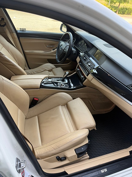 BMW 520d 9 of 11