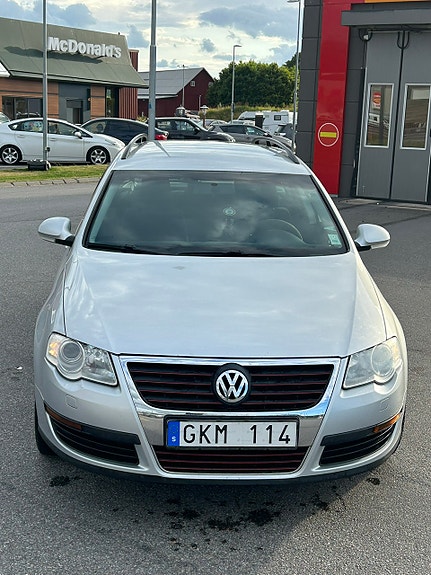Volkswagen Passat 3 of 4