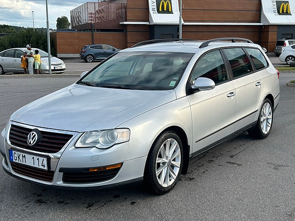 Volkswagen Passat 4 of 4
