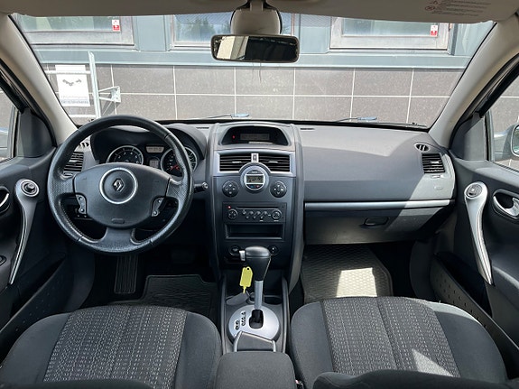 Renault Megane 14 of 23