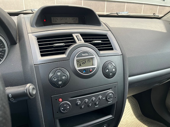 Renault Megane 19 of 23