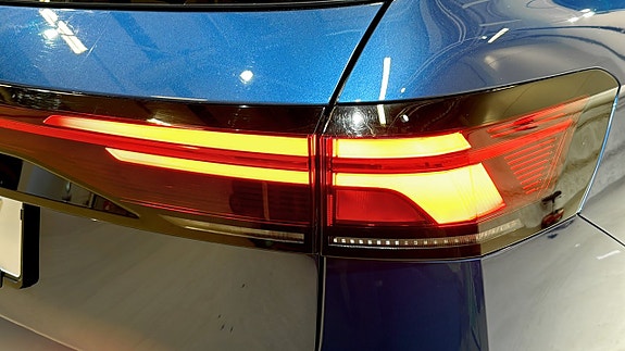 Volkswagen Passat 15 of 21