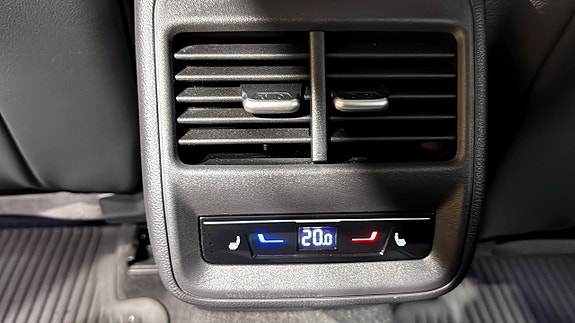 Volkswagen Passat 20 of 21