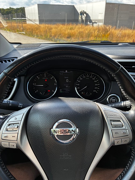 Nissan Qashqai 2 of 16
