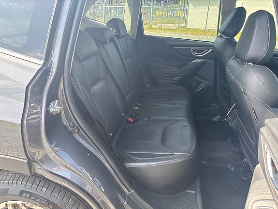 Subaru Forester 18 of 30