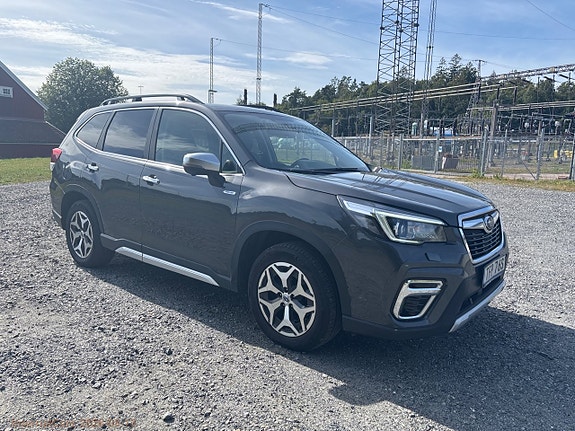 Subaru Forester 3 of 30