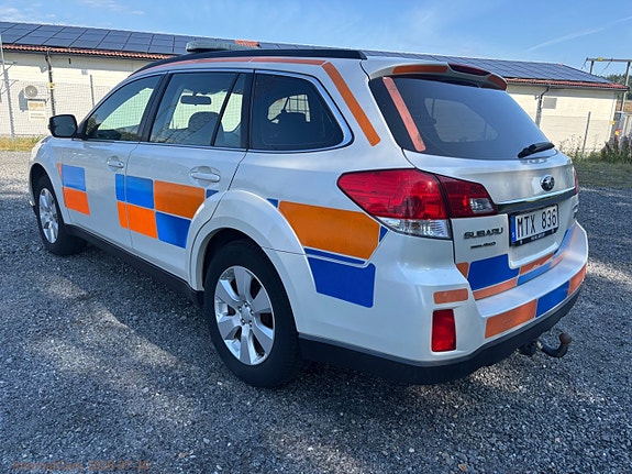 Subaru Outback 7 of 30