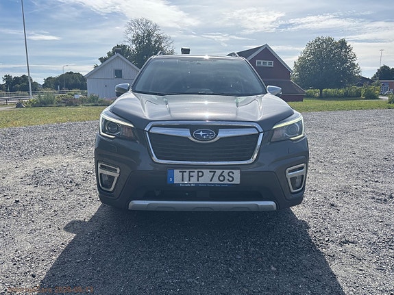 Subaru Forester 2 of 30