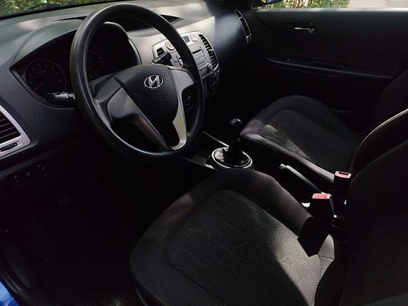 Hyundai i20 8 of 9