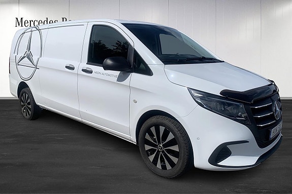 Mercedes-Benz Vito 119 2 of 12