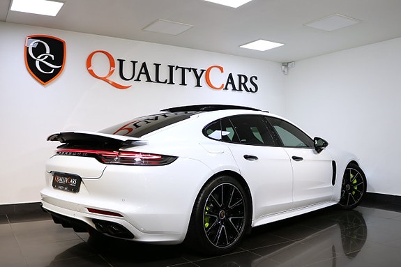 Porsche Panamera 3 of 27