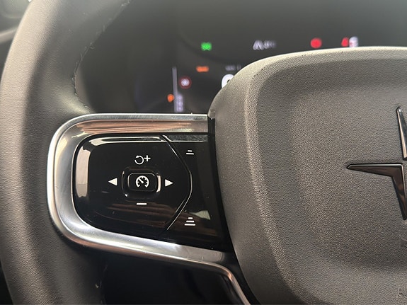 Polestar 2 28 of 30