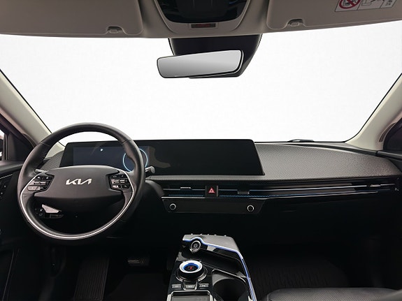 Kia EV6 14 of 30