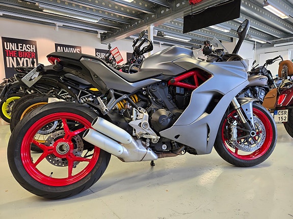 Ducati Supersport 3 of 3