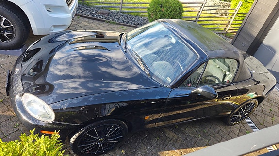 Mazda MX-5 4 of 4