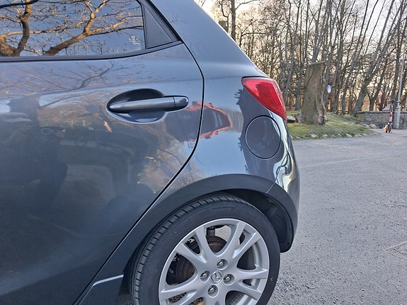 Mazda 2 8 of 11