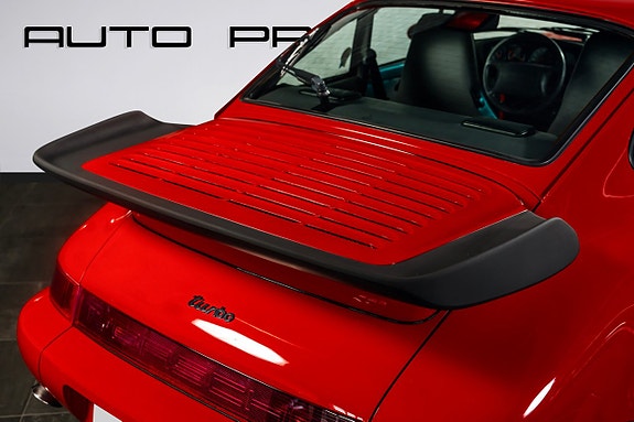 Porsche 911 12 of 30