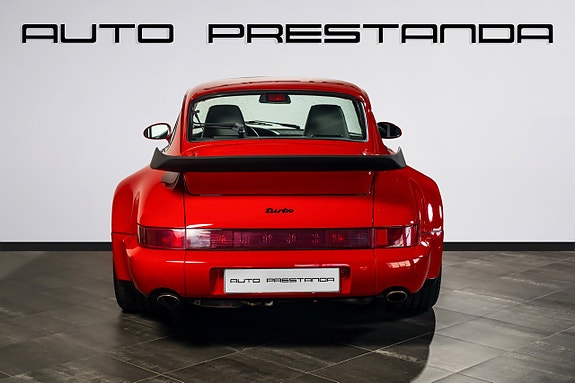 Porsche 911 4 of 30