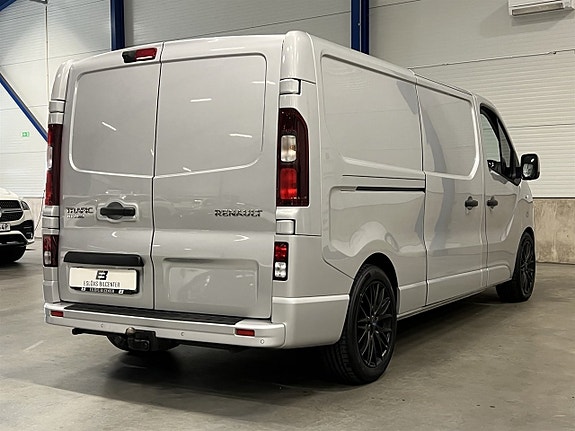 Renault Trafic 4 of 23