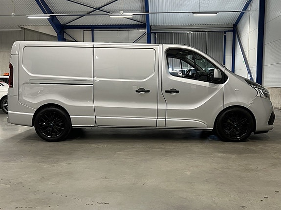 Renault Trafic 3 of 23