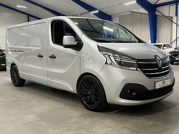 Renault Trafic 2 of 23