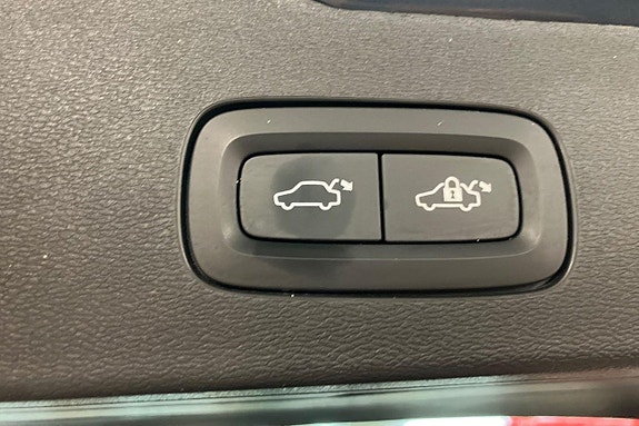 Volvo V60 25 of 30