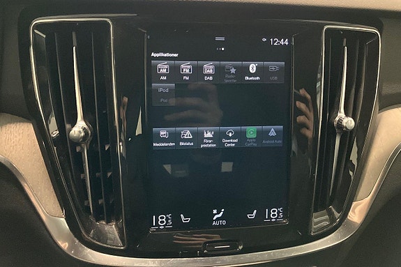 Volvo V60 19 of 30