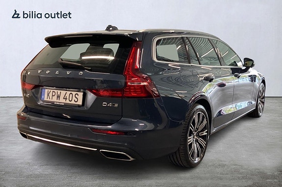 Volvo V60 4 of 30