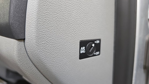 Volkswagen Caravelle 19 of 19