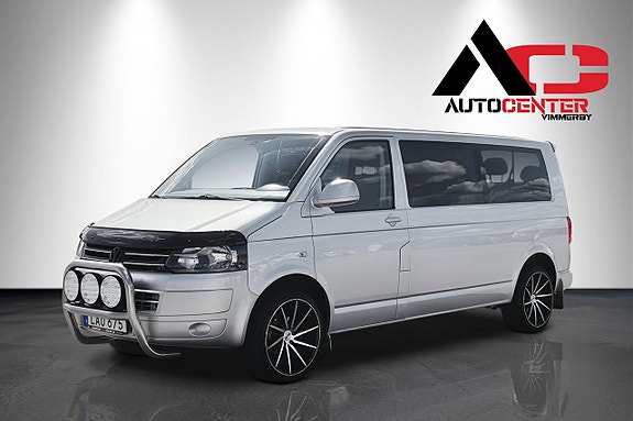 Volkswagen Caravelle 3 of 19
