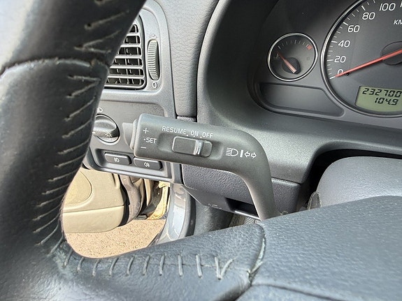 Volvo S40 18 of 27