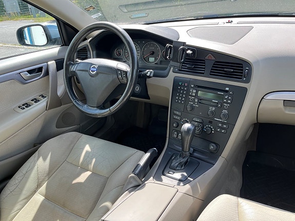 Volvo S60 10 of 12