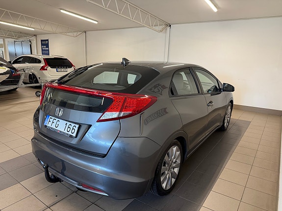 Honda Civic 4 of 9