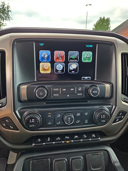 GMC Sierra 6 of 9