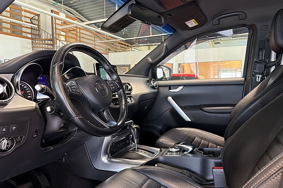 Mercedes-Benz X350 d 12 of 17