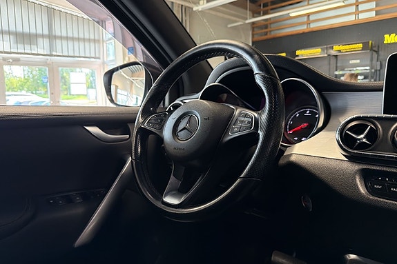Mercedes-Benz X350 d 7 of 17