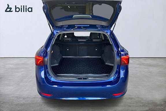 Toyota Avensis 13 of 22