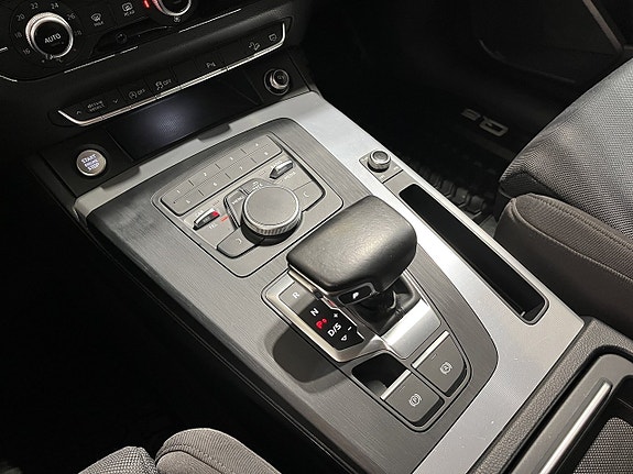 Audi Q5 17 of 19