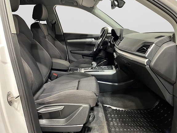 Audi Q5 9 of 19