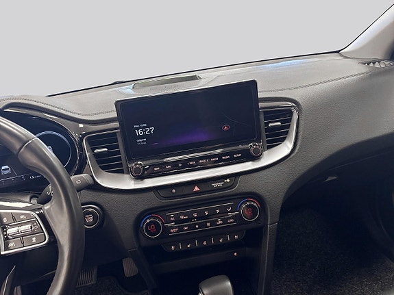Kia Ceed 13 of 15