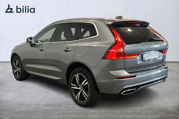 Volvo XC60 2 of 21