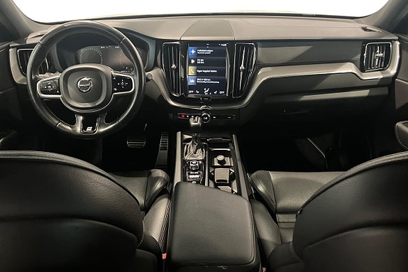 Volvo XC60 10 of 21