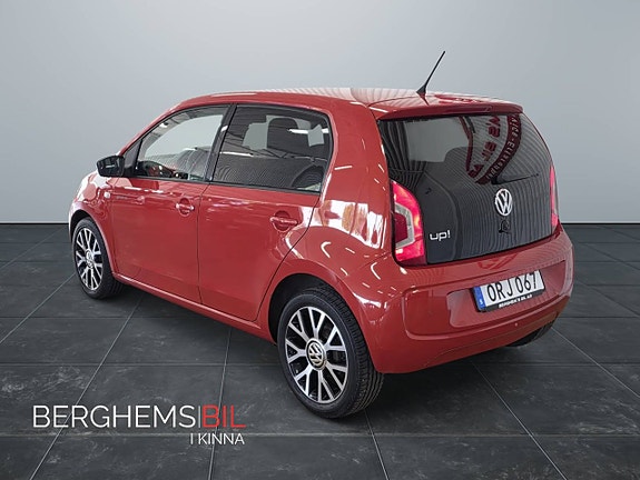 Volkswagen UP! 3 of 12