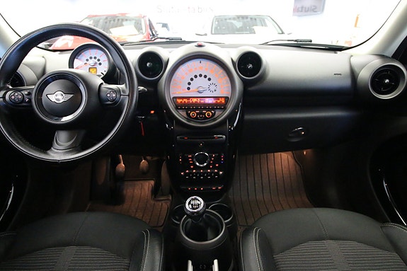 MINI Countryman Cooper D 13 of 25