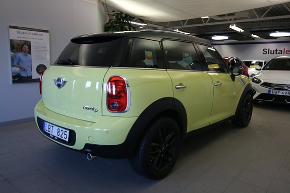 MINI Countryman Cooper D 8 of 25