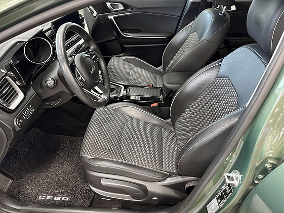 Kia Ceed 8 of 15
