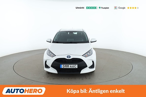Toyota Yaris 9 of 30