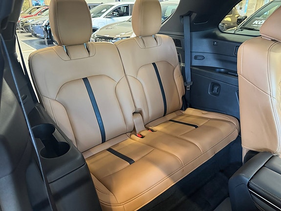 Mazda CX-80 18 of 20